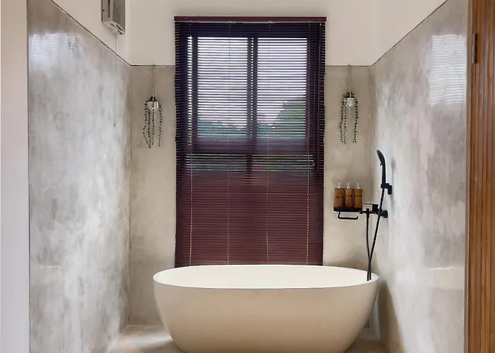 Tara - 2br Pool, Gym & Ice Bath 別荘 *